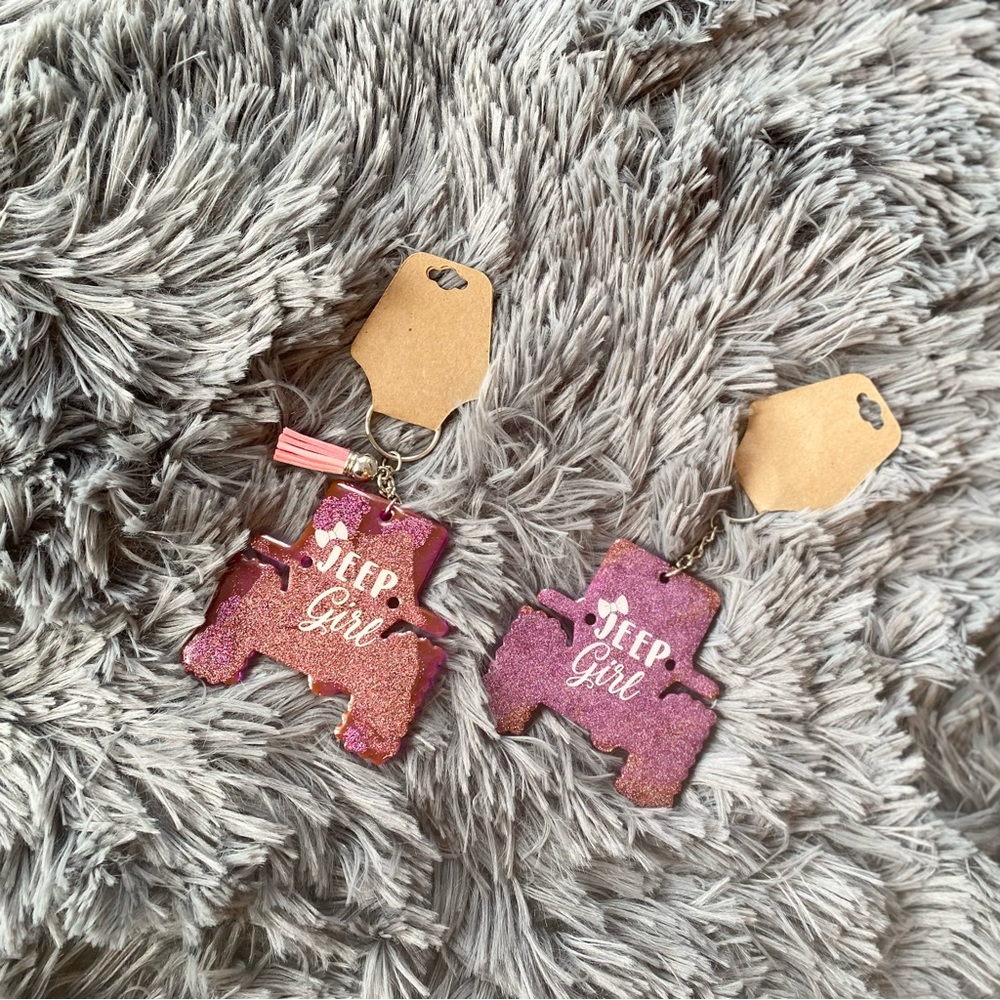 Jeep girl keychains (2)